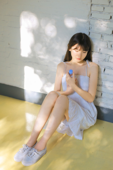 丰满白嫩少妇肉肉大HD